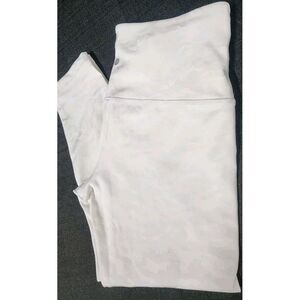 Women's VMMA Yoga Leggings‎ Sz Medium White Camo Print High Waisted NEW